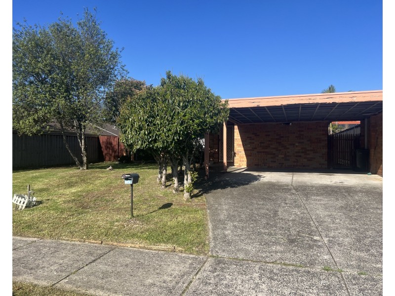 149 Courtenay Avenue, Cranbourne North VIC 3977