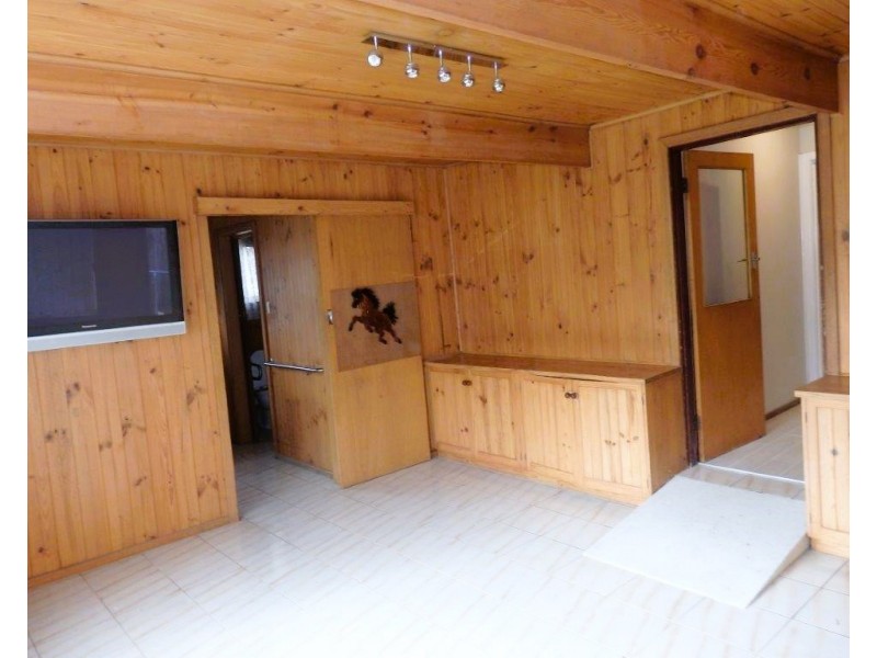 92 Princes Hwy, Hallam VIC 3803