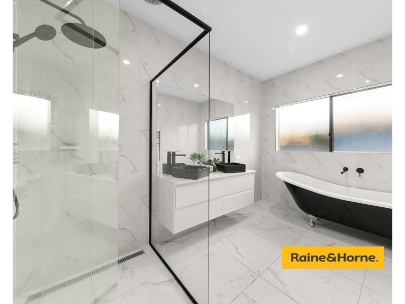 66-68 Brookvale Close, Beaconsfield VIC 3807