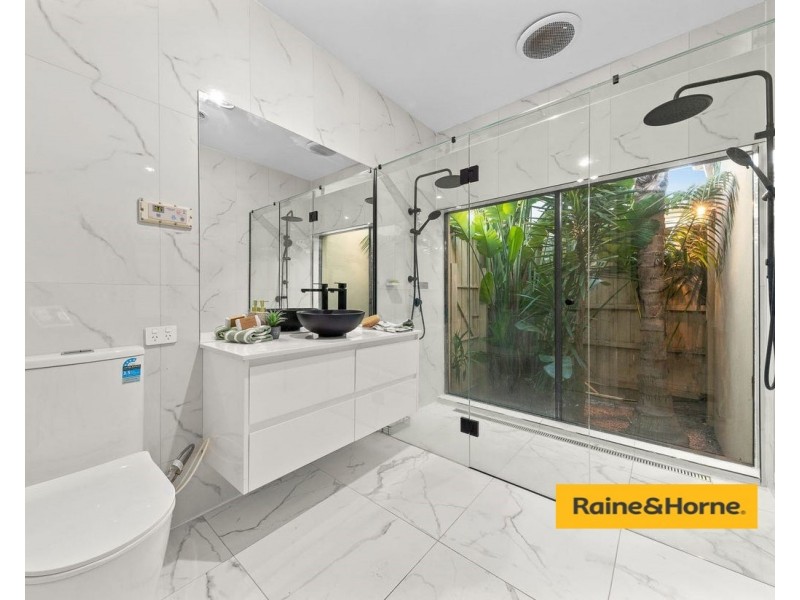 66-68 Brookvale Close, Beaconsfield VIC 3807