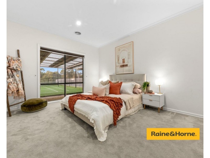 66-68 Brookvale Close, Beaconsfield VIC 3807