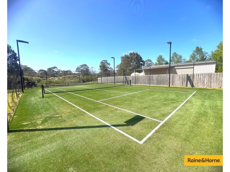 66-68 Brookvale Close, Beaconsfield VIC 3807