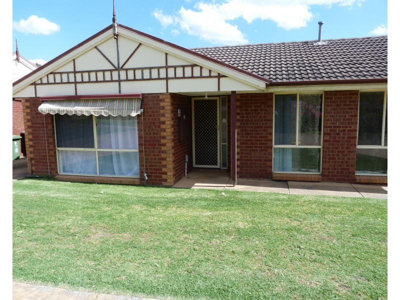 12/9-11 Olive Road, Eumemmerring VIC 3177