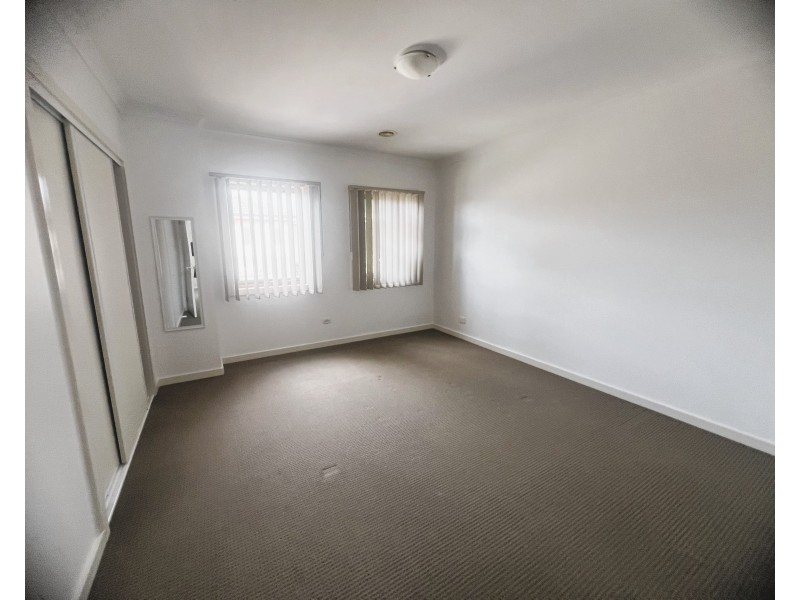 6/77-79 FRAWLEY ROAD, Hallam VIC 3803