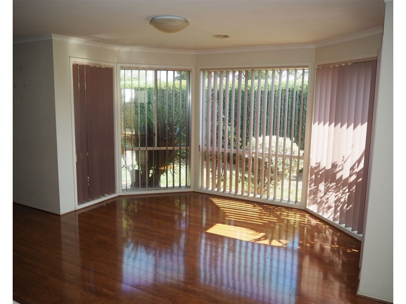 24 BOUNTY WAY, Berwick VIC 3806