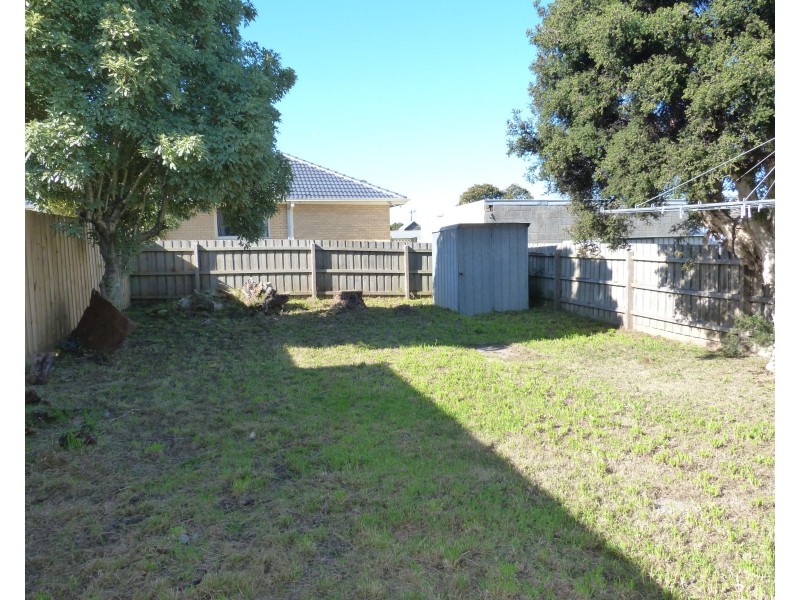 1/16 Carlisle Road, Hallam VIC 3803