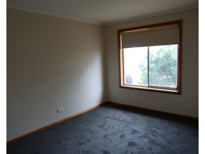 9/8-10 Belgrave Hallam Rd, Hallam VIC 3803