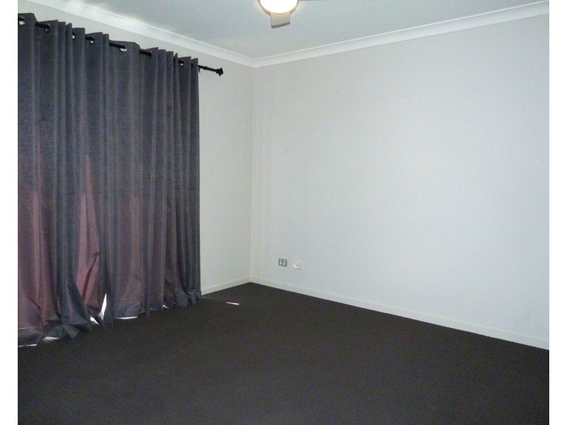 152 Primrose Avenue, Officer VIC 3809