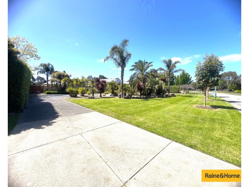 66-68 Brookvale Close, Beaconsfield VIC 3807