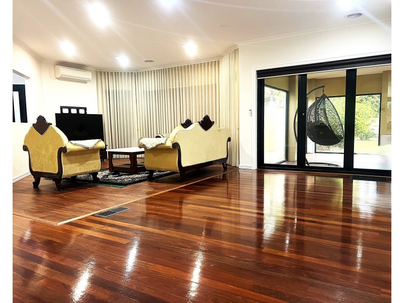 66-68 Brookvale Close, Beaconsfield VIC 3807