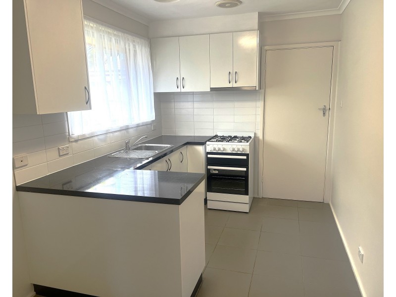 1/3 Bride Avenue, Hampton Park VIC 3976