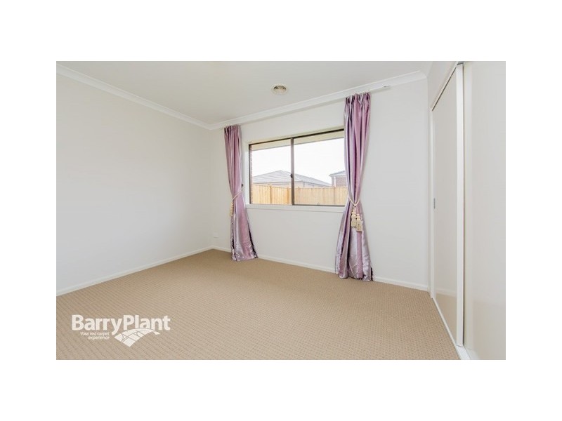 5 Glenfern Street, Keysborough VIC 3173