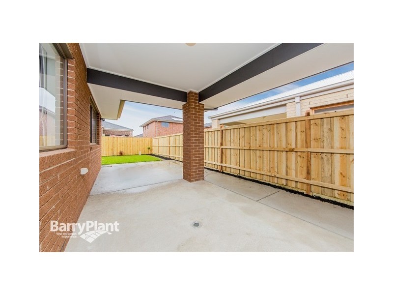 5 Glenfern Street, Keysborough VIC 3173