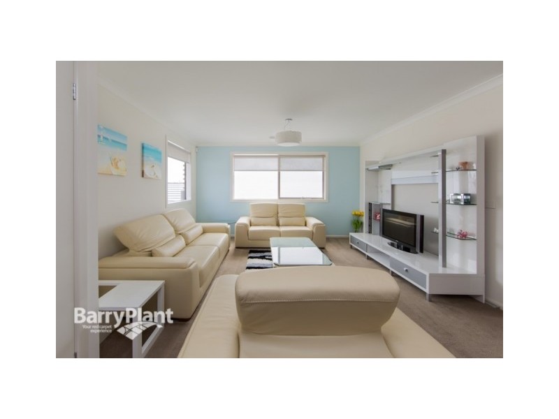11 Lowell Drive, Keysborough VIC 3173