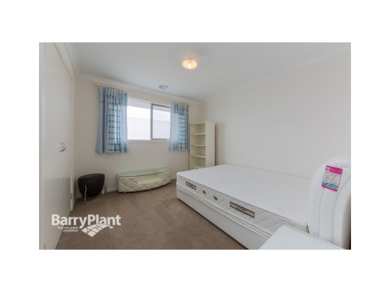 11 Lowell Drive, Keysborough VIC 3173