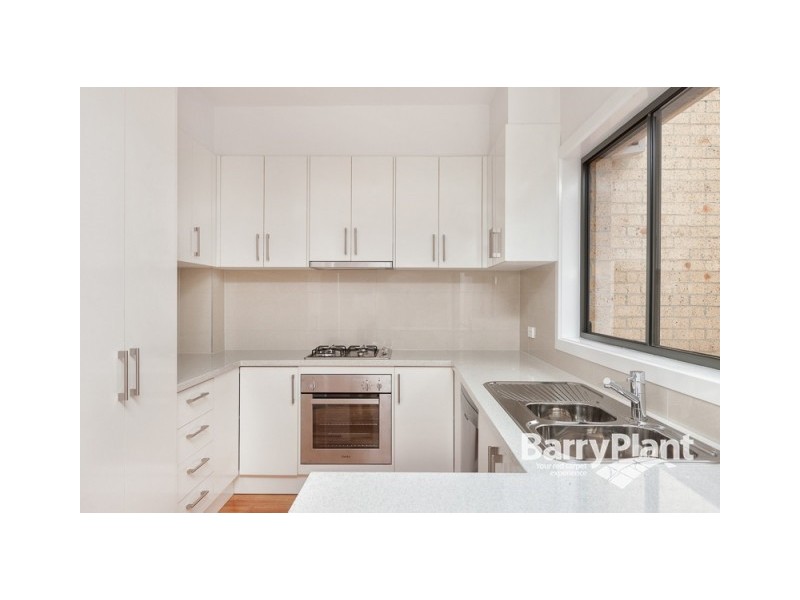 5/8 Peter Crt, Dandenong VIC 3175