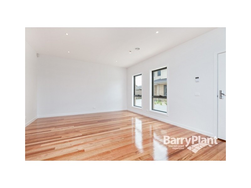 5/8 Peter Crt, Dandenong VIC 3175