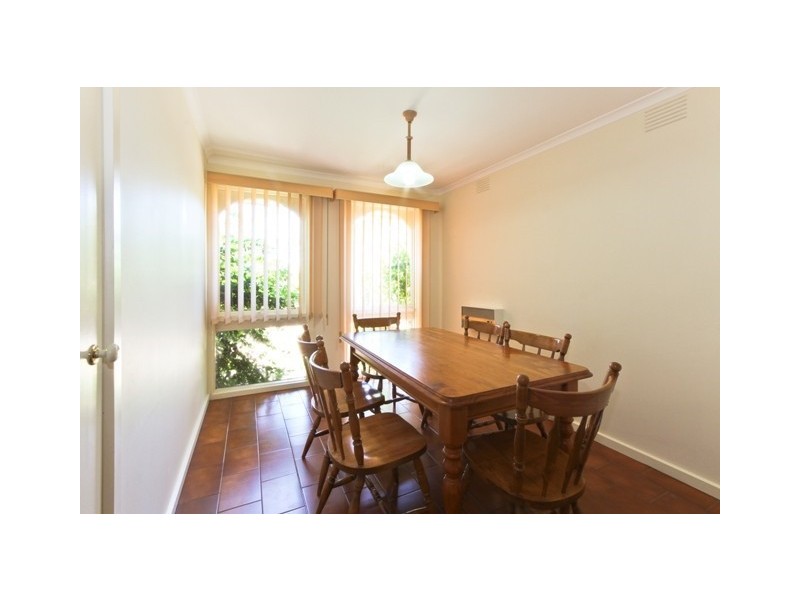 8 Murray Close, Noble Park VIC 3174