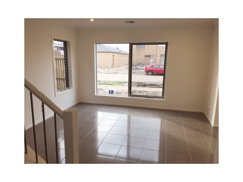 12 Minot Court, Keysborough VIC 3173