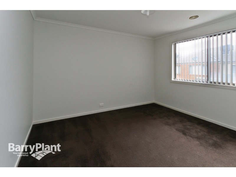 13 Ivory Cres, Springvale South VIC 3172