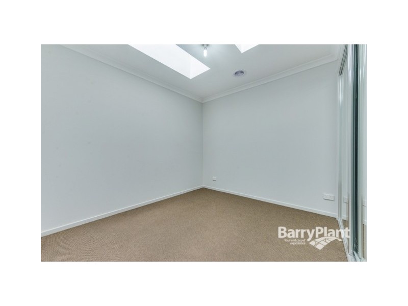 16/2-22 Breanne Place, Keysborough VIC 3173
