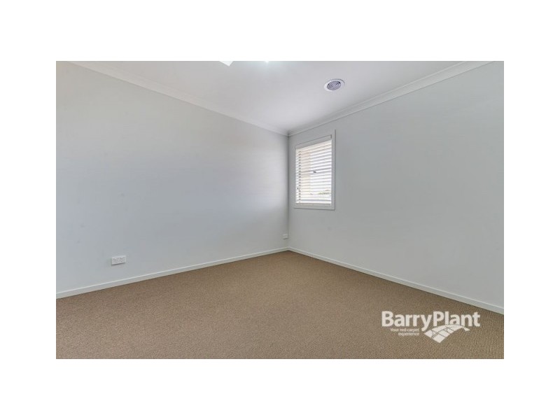 16/2-22 Breanne Place, Keysborough VIC 3173