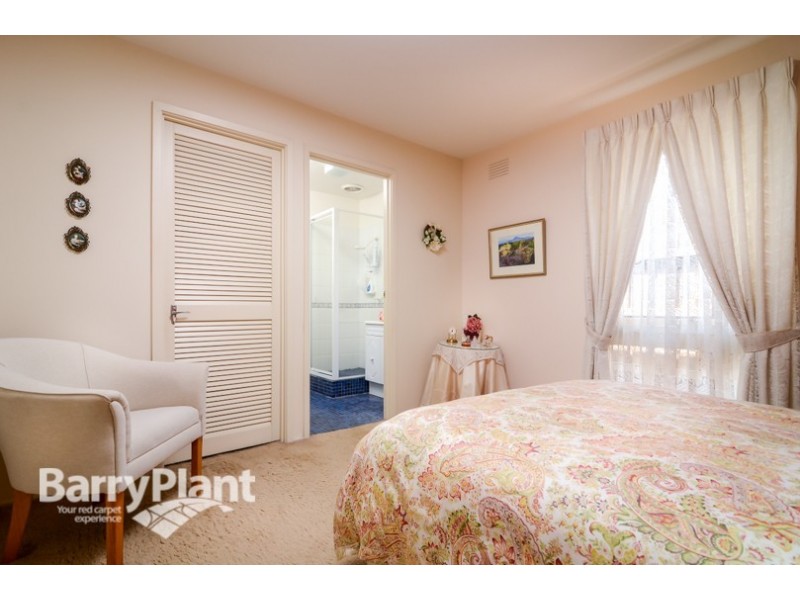 14 Inglebrae Court, Noble Park North VIC 3174