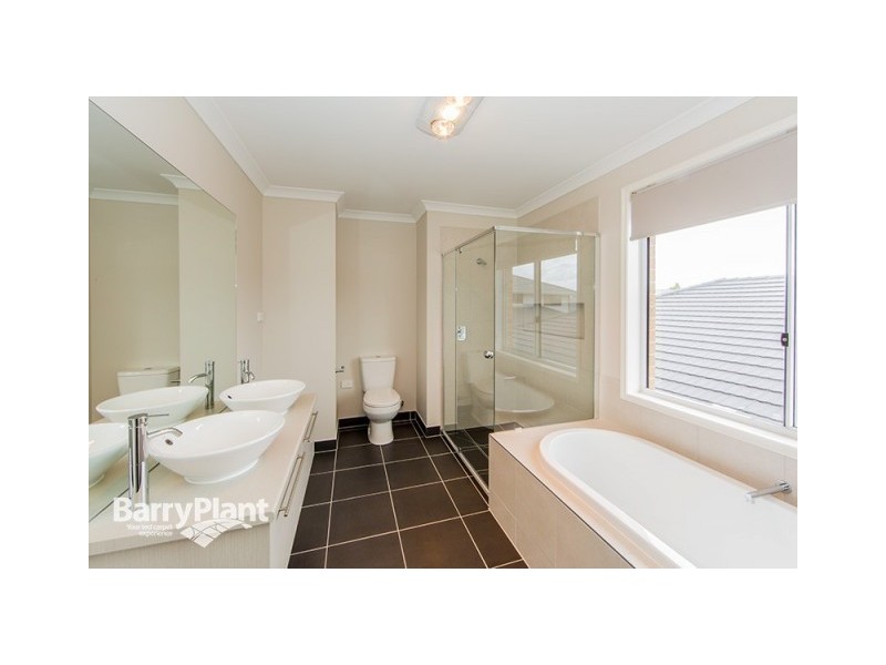 17 Havenstone Drive, Keysborough VIC 3173