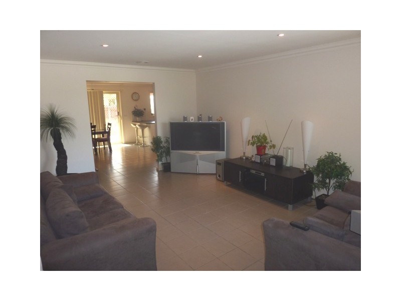 3/5 Through Road, Noble Park VIC 3174