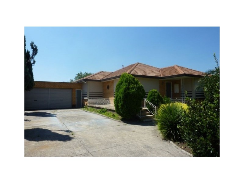 1 First Ave, Dandenong North VIC 3175