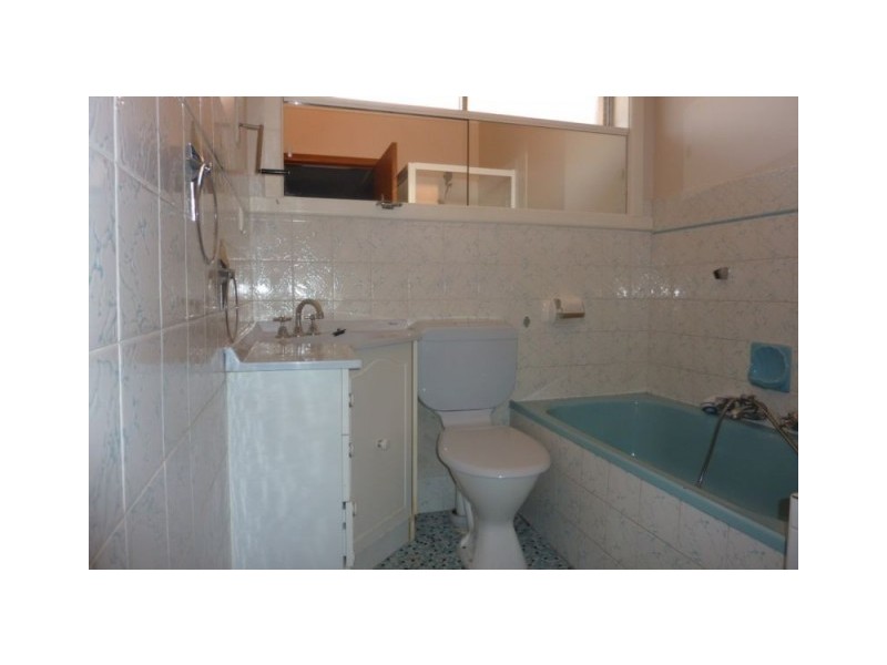 1 First Ave, Dandenong North VIC 3175