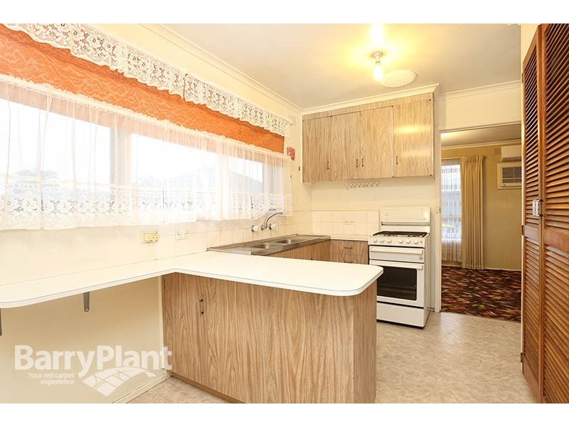 21 Jon Place, Keysborough VIC 3173