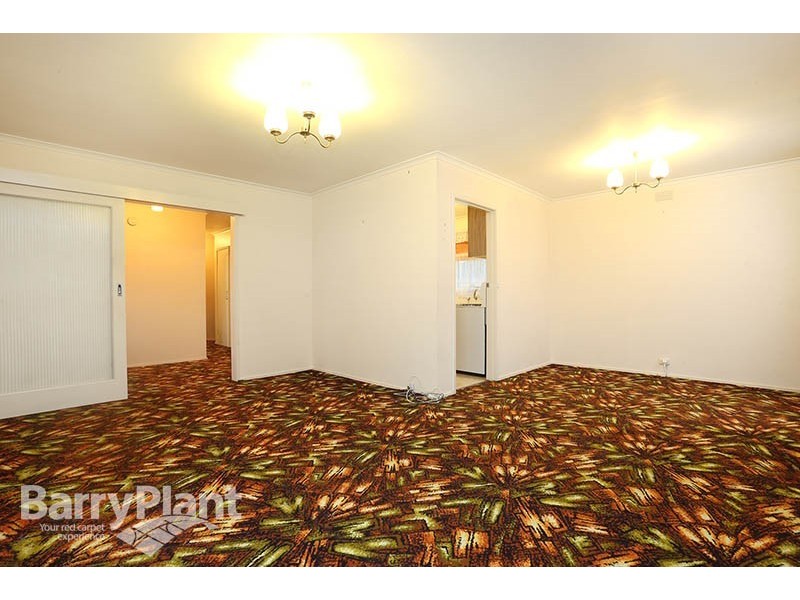 21 Jon Place, Keysborough VIC 3173