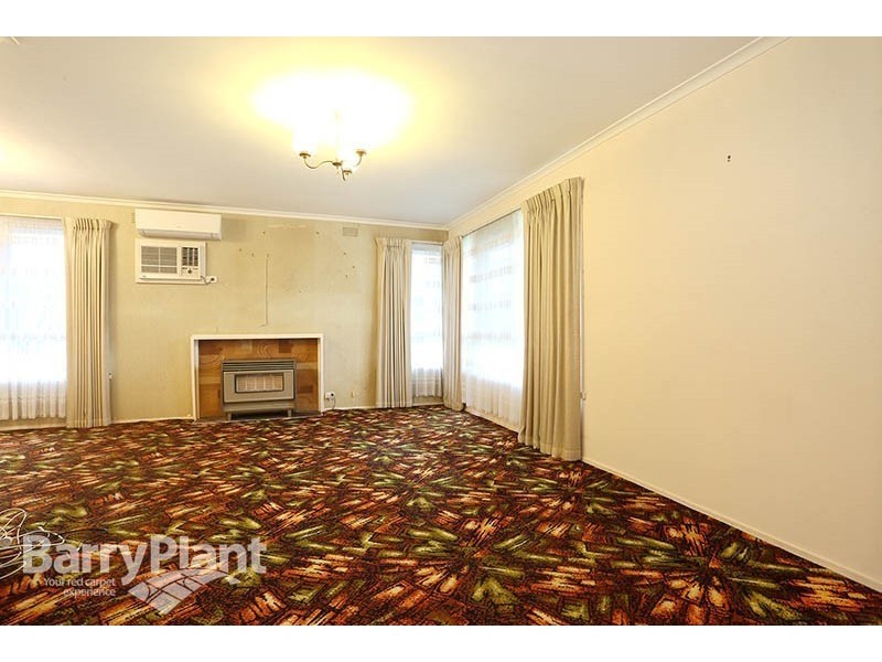 21 Jon Place, Keysborough VIC 3173