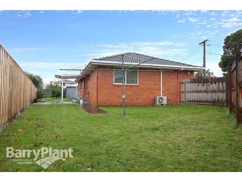 21 Jon Place, Keysborough VIC 3173