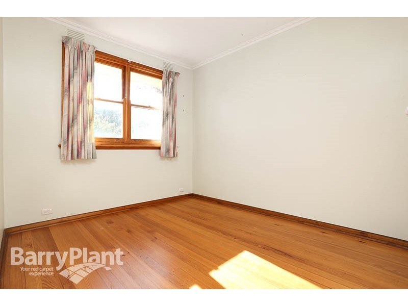 11 Gloria Avenue, Dandenong North VIC 3175