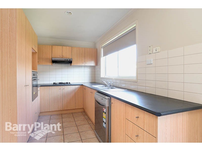 27/36-40 Hennessy Way, Dandenong North VIC 3175