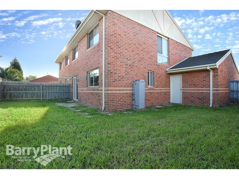 27/36-40 Hennessy Way, Dandenong North VIC 3175