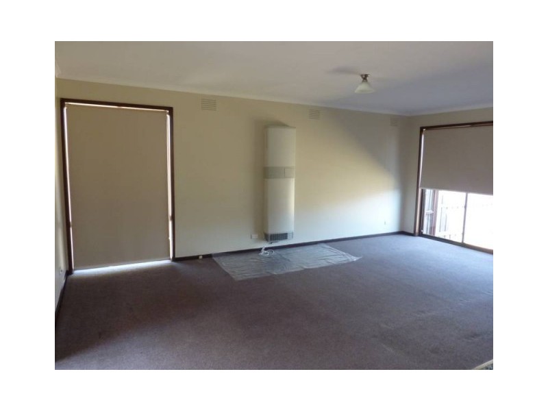 1/25 Lawn Road, Noble Park VIC 3174