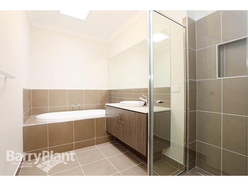 13 Ascot Place, Keysborough VIC 3173