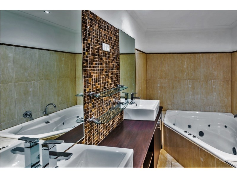 8 Lantana Court, Dandenong North VIC 3175