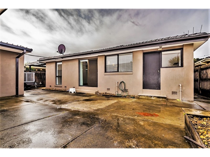 8 Lantana Court, Dandenong North VIC 3175