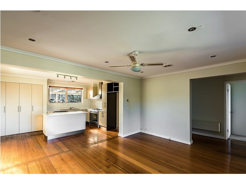 4 Torana Court, Doveton VIC 3177