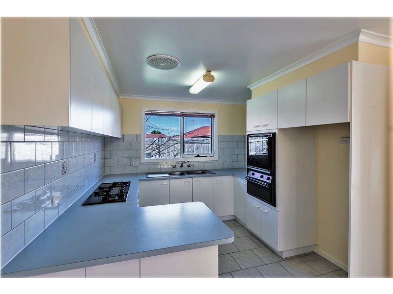 4/33 Fintonia Road, Noble Park VIC 3174