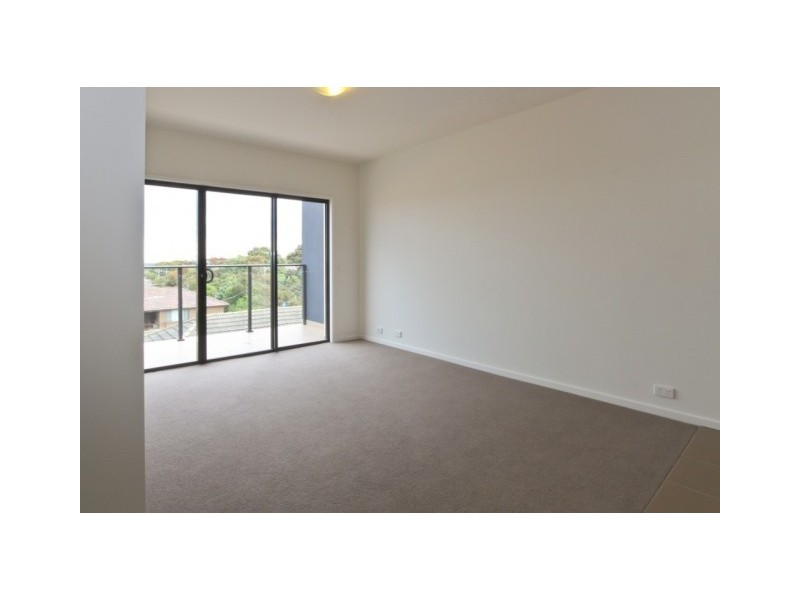 22/3 Close Ave, Dandenong VIC 3175