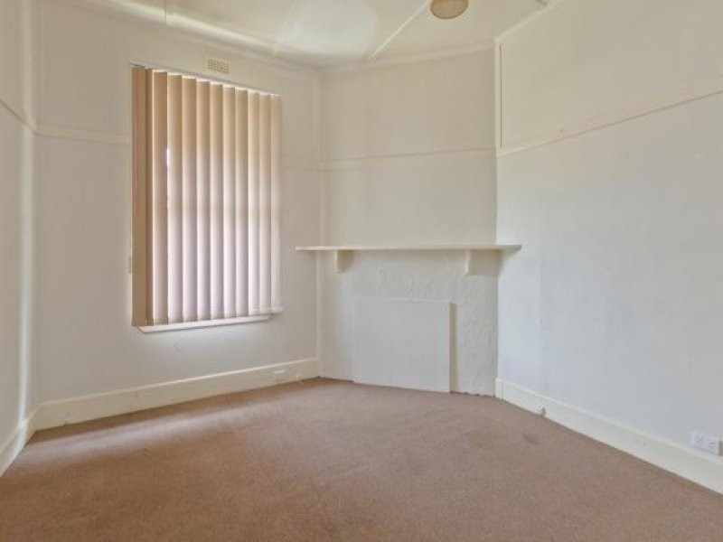 5 Wilma Avenue, Dandenong VIC 3175