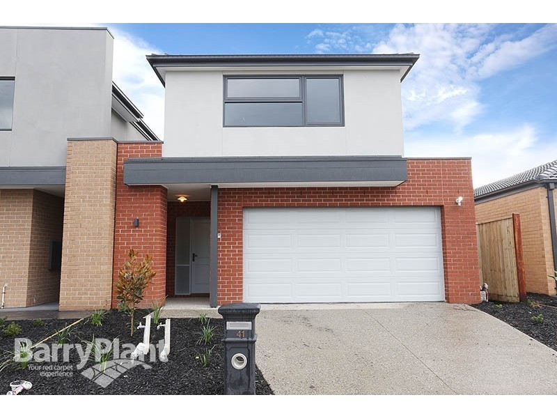 41 Solsbury Crescent, Keysborough VIC 3173