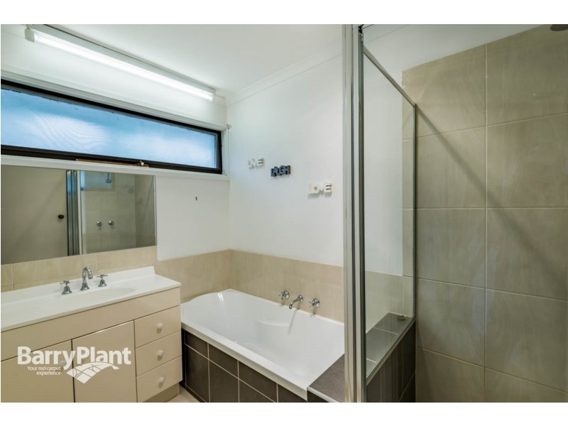 27 Justin Drive, Noble Park North VIC 3174