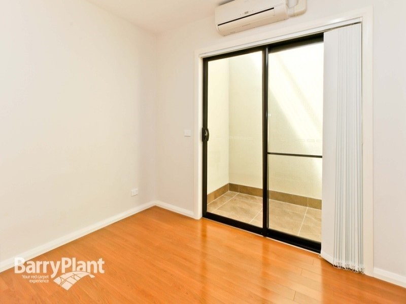 1/7 Dunearn Road, Dandenong North VIC 3175