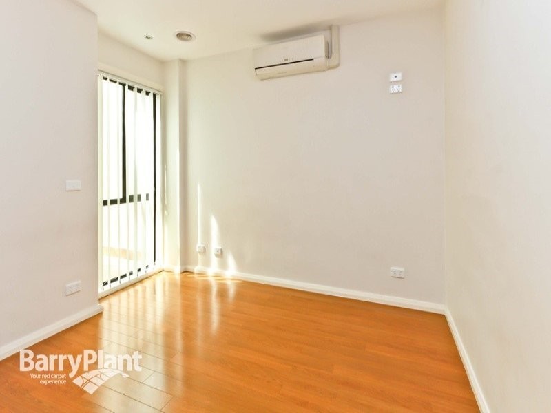 1/7 Dunearn Road, Dandenong North VIC 3175